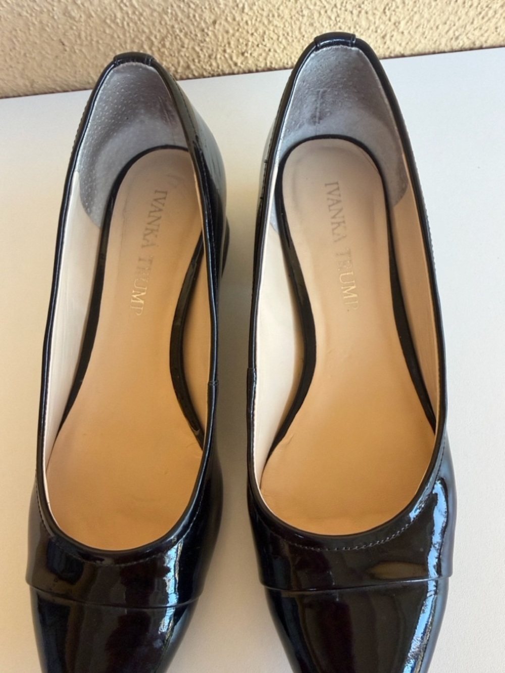 Ivanka Trump Black Patent Low Block Heel Pumps Size 6 - Picture 3 of 4